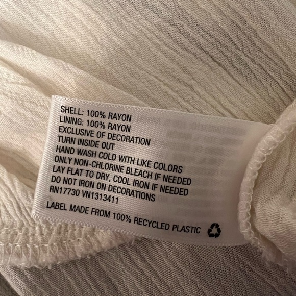 Xhilartion Embroidered White Sleeveless Top size xlarge - Picture 5 of 7